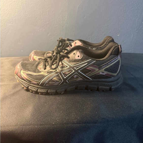 Asics Shoes - Asics Black and Pink Trail Running Shoes